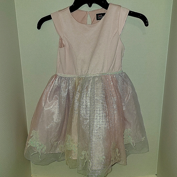 LILT GIRL'S SIZE 5T DARLING PINK FORMAL DRESS WITH HORSE THEME - Picture 1 of 5